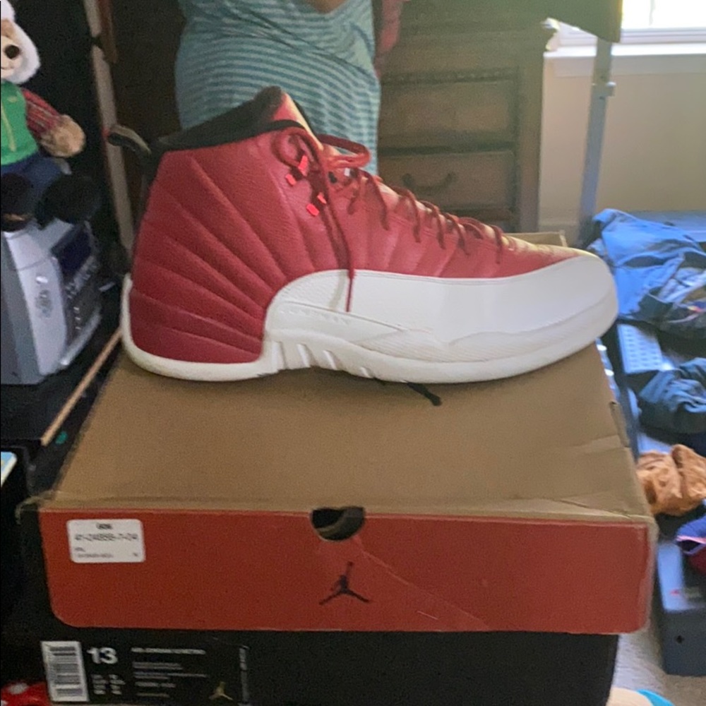 Jordan Retro 12
